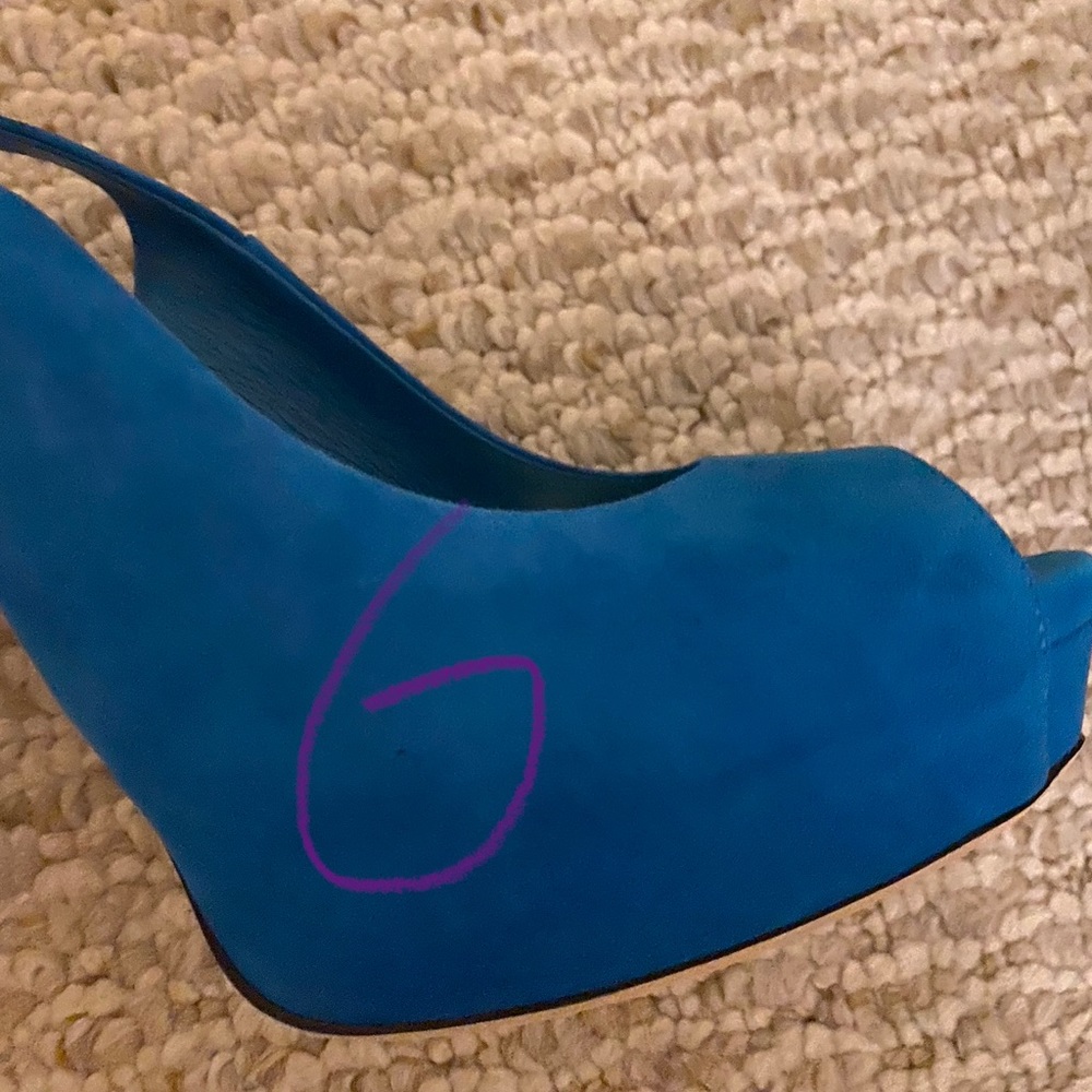 Gucci Sophia Suede Peep Toe Slingback Sandals - Picture 8 of 10